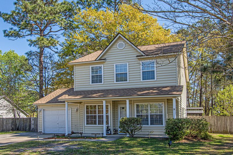 106 Black Walnut Dr, Summerville, SC 29483