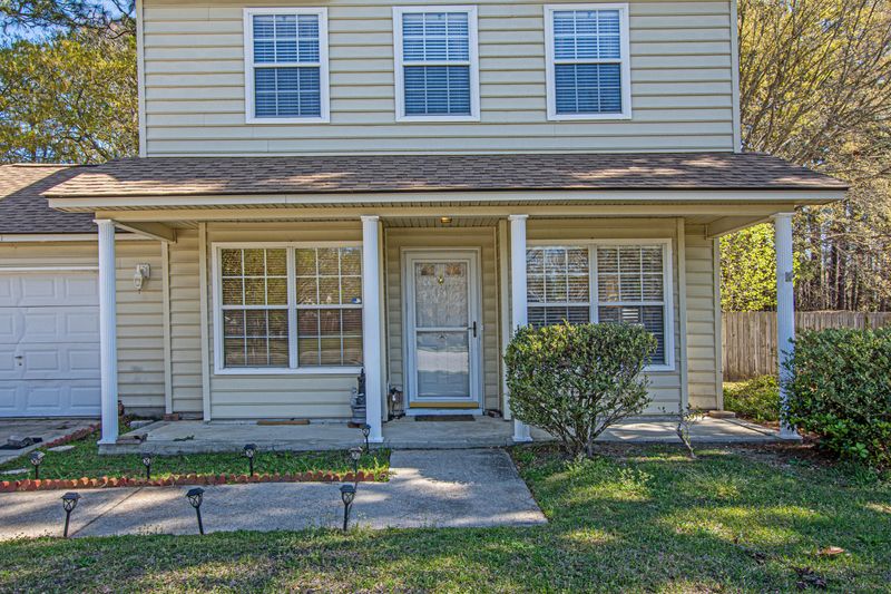 106 Black Walnut Dr, Summerville, SC 29483