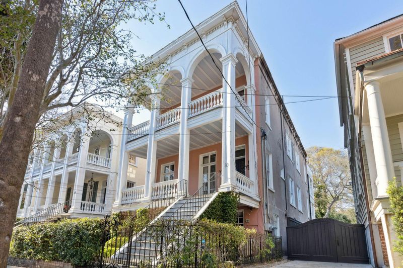 30 Montagu St, Charleston, SC 29401