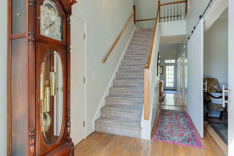 1729 Crystal Lake Dr, Charleston, SC 29412