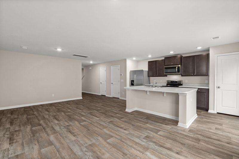 142 Gaura Ln, Summerville, SC 29483
