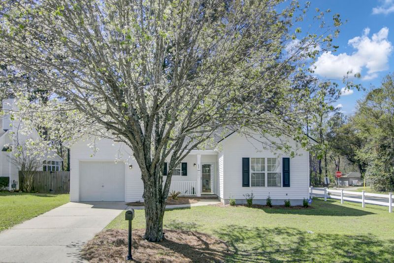 337 Bertram Rd, Summerville, SC 29485
