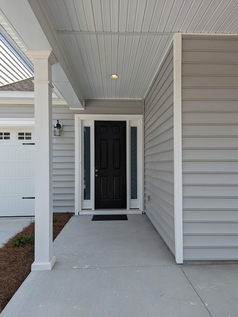178 Huguenot Trl, Huger, SC 29450