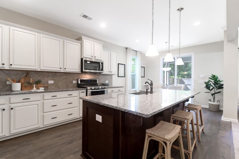 1100 Magnolia Warbler Way #18-4, Ravenel, SC 29470