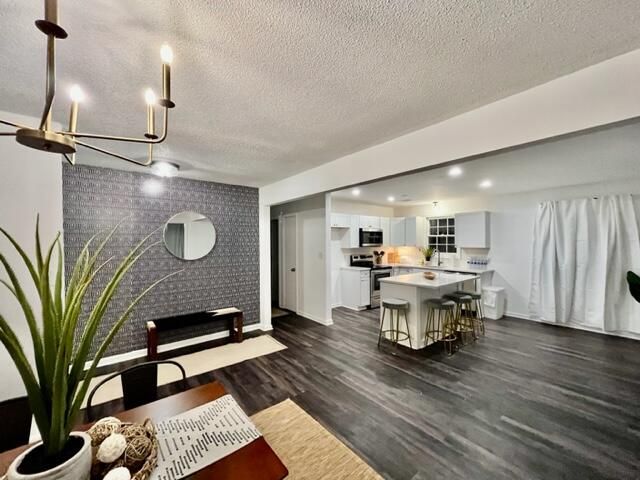 7752 Desmond Ave, North Charleston, SC 29418