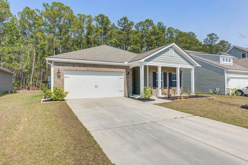 168 Daniels Creek Cir, Goose Creek, SC 29445