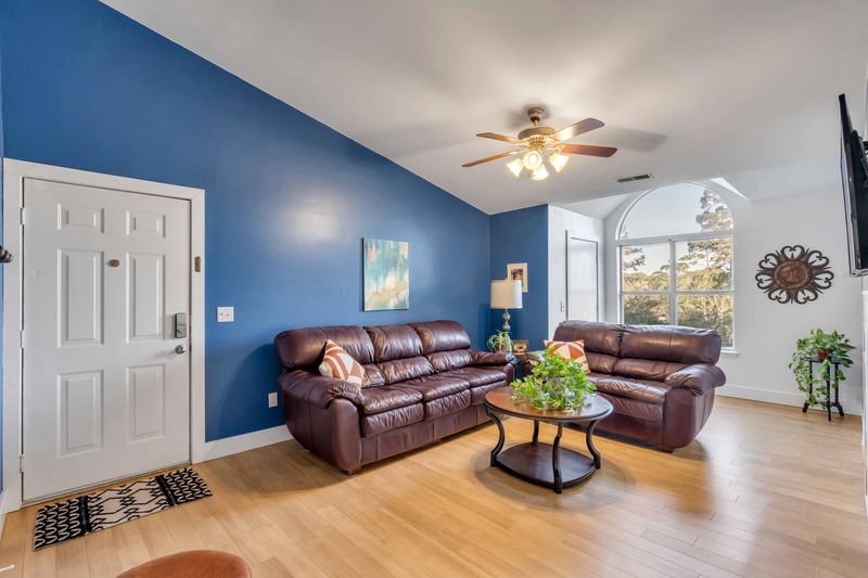 2011 N Highway 17 #1600s, Mount Pleasant, SC 29466