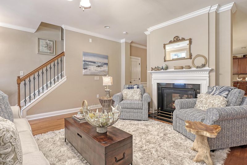 2017 Grey Marsh Rd, Mount Pleasant, SC 29466