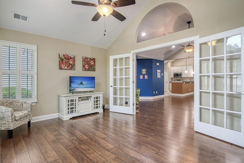 8800 Dorchester Rd #4201, North Charleston, SC 29420