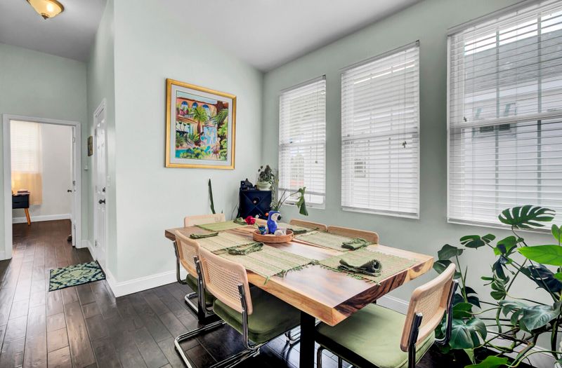 3 Killians St, Charleston, SC 29403