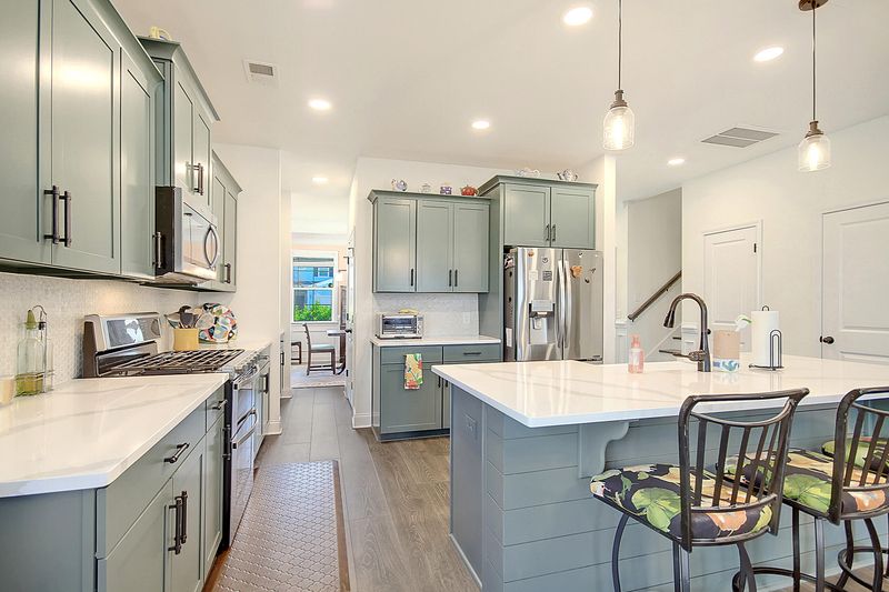 598 Yellow Leaf Ln, Summerville, SC 29486