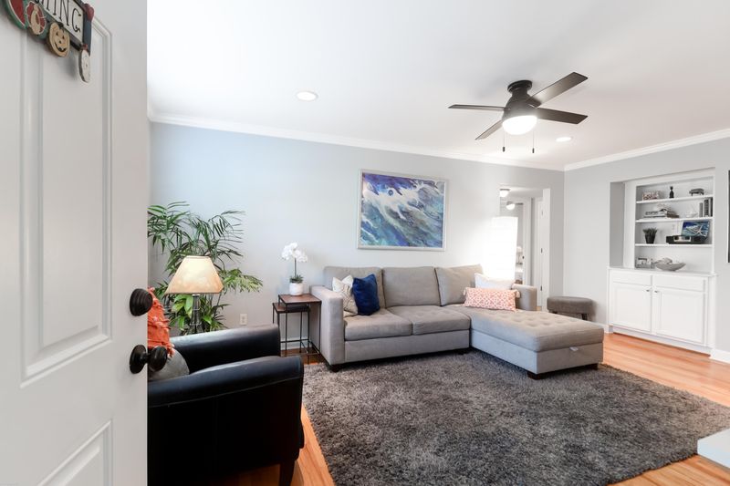 161 Saint Margaret St #5, Charleston, SC 29403