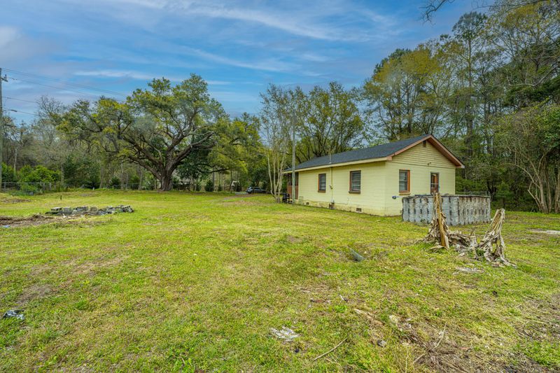 4229 River Rd, Johns Island, SC 29455