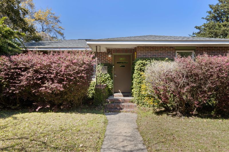 5346 Hartford Cir, North Charleston, SC 29405