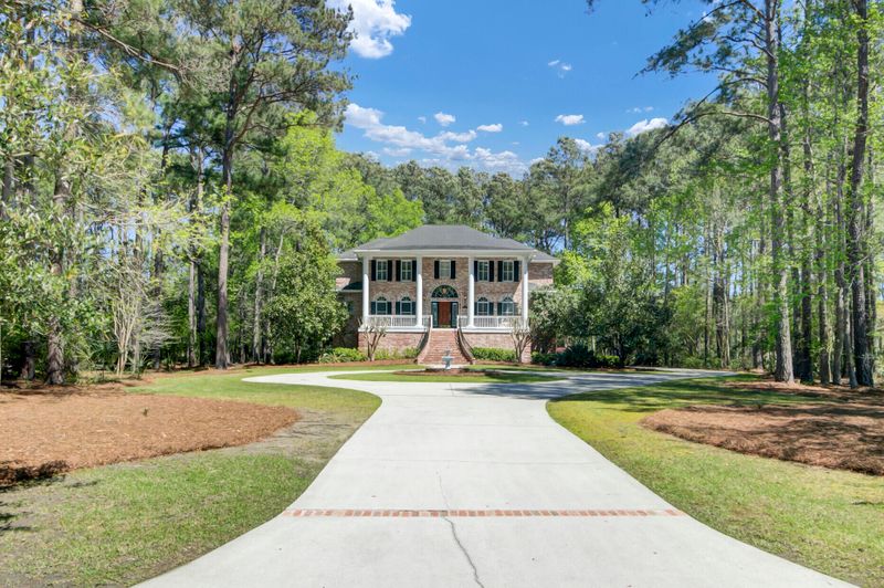 3133 Pignatelli Crescent, Mount Pleasant, SC 29466