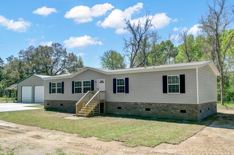 1292 Mendel Rivers Rd, Bonneau, SC 29431