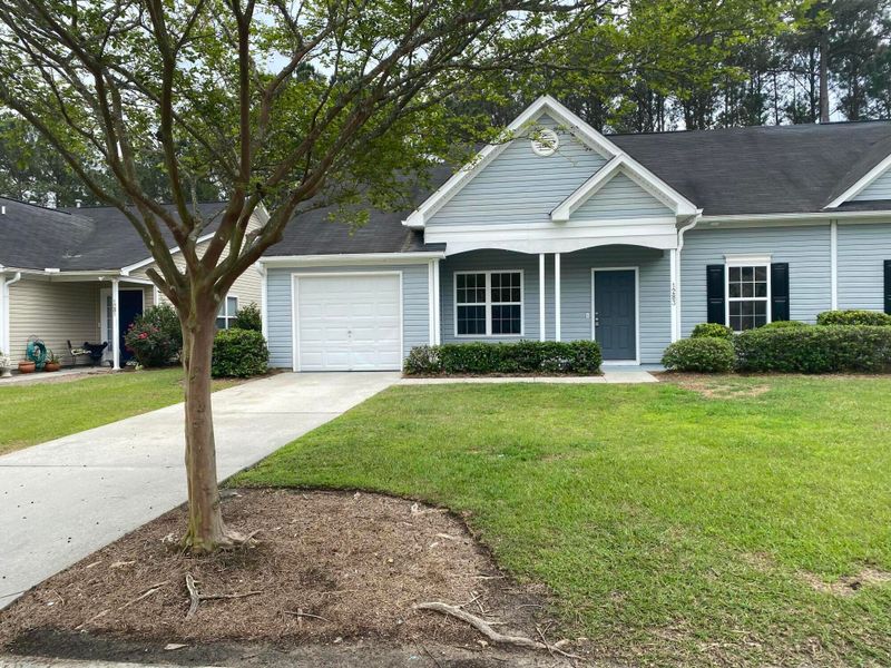 1283 River Rock Rd, Hanahan, SC 29410