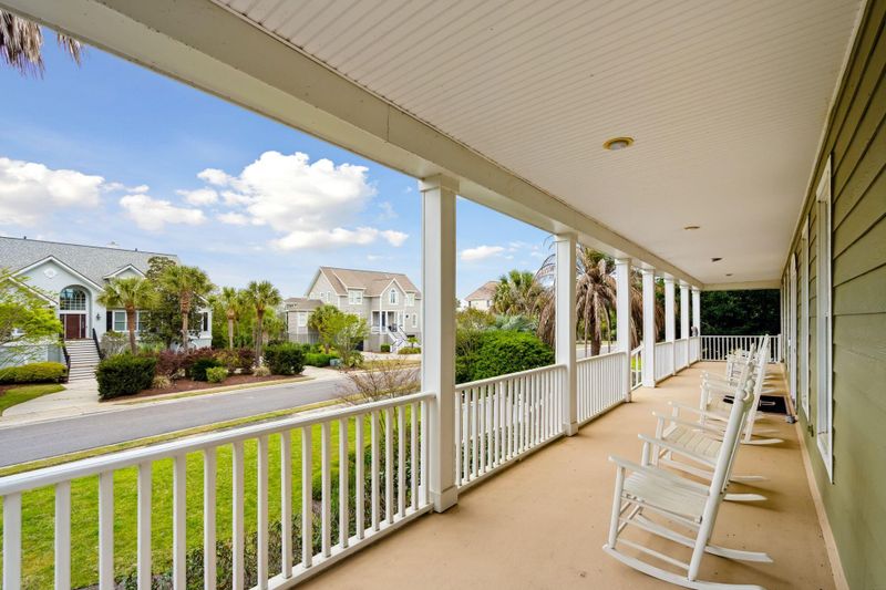 6 Ocean Point Dr, Isle Of Palms, SC 29451