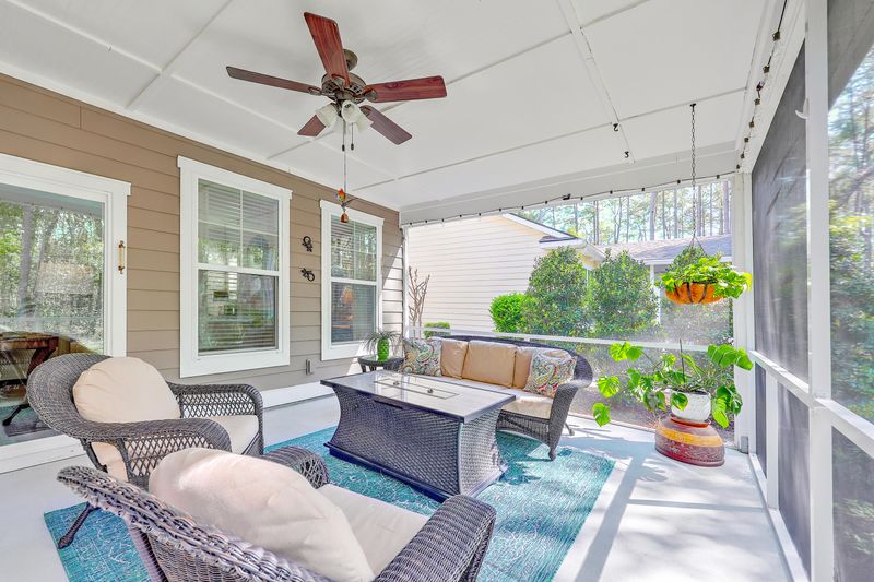 211 Bateaux Dr, Summerville, SC 29483