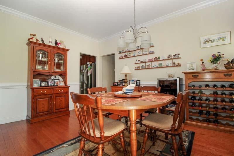 204 Old Market Ct, Moncks Corner, SC 29461