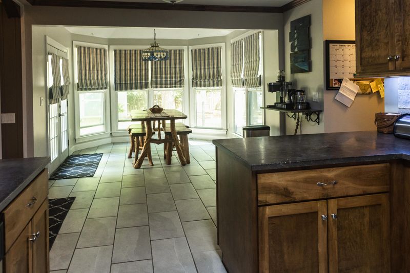 215 Nantucket Dr, Summerville, SC 29485