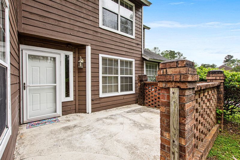 130 Luden Dr #D, Summerville, SC 29483