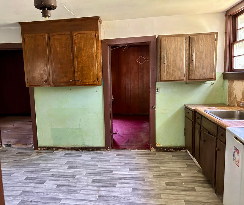 2541 Wecco St, North Charleston, SC 29405