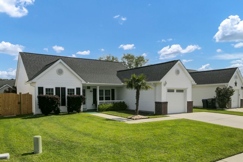 206 Delafield Dr, Summerville, SC 29483