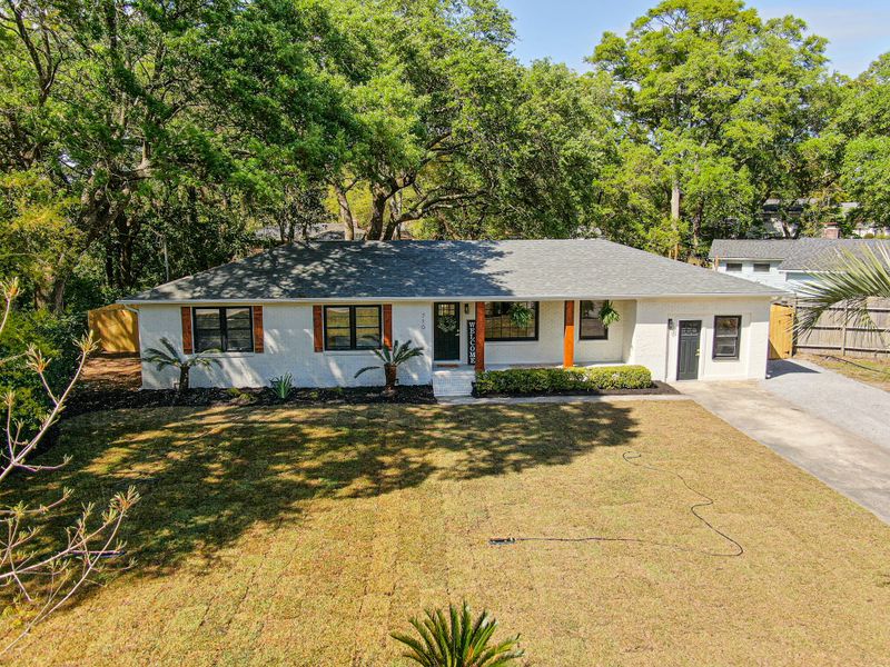 710 Harbor View Rd, Charleston, SC 29412