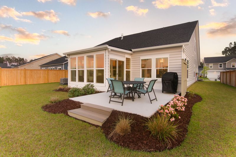 353 Garden Lily Ln, Summerville, SC 29485