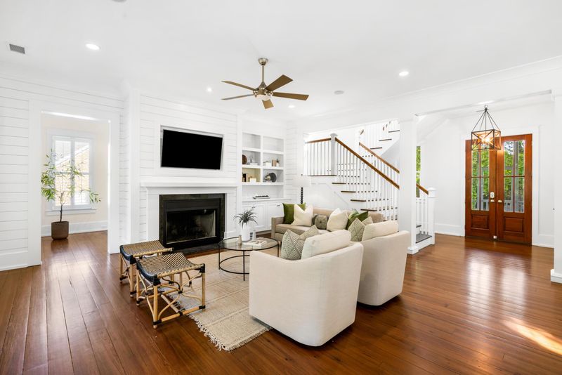 229 Indigo Bay Cir, Mount Pleasant, SC 29464