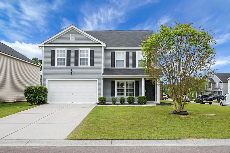 1113 Moss Grove Dr, Moncks Corner, SC 29461