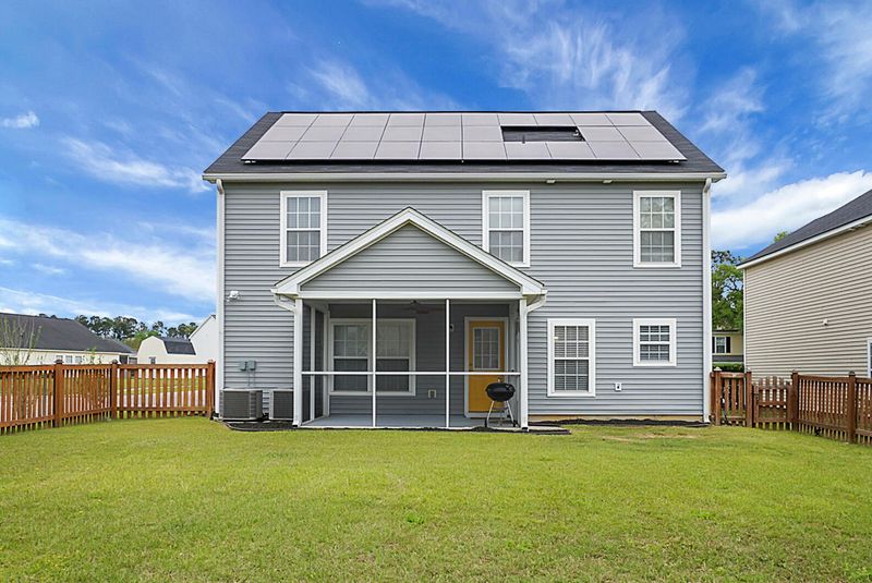 1113 Moss Grove Dr, Moncks Corner, SC 29461
