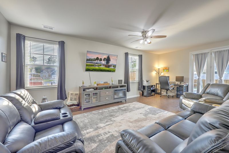 206 Rhodes Ct, Summerville, SC 29486