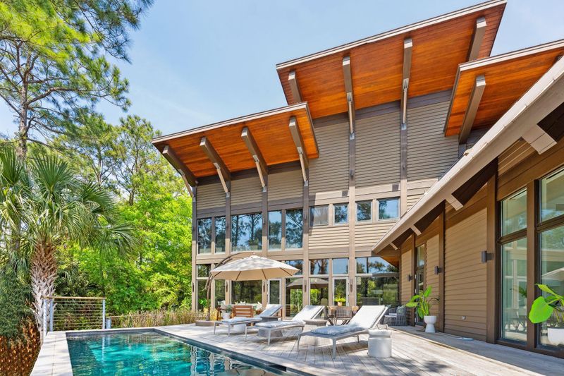 102 Blue Heron Pond Rd, Kiawah Island, SC 29455