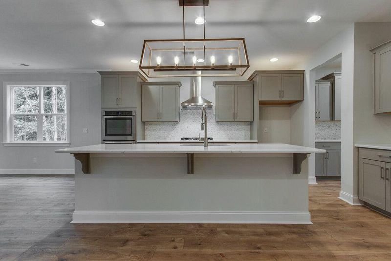 696 Black Pine Rd, Moncks Corner, SC 29461