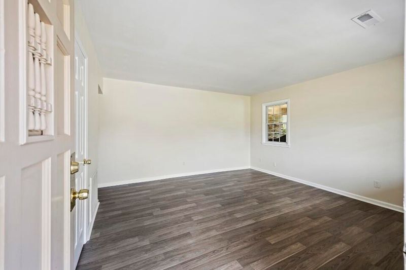 506 W Butternut Rd, Summerville, SC 29483