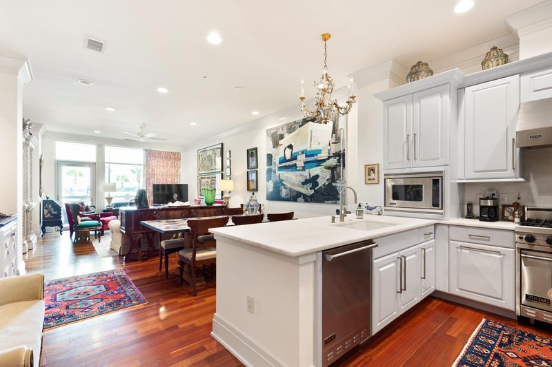 313 Cooper River Dr, Mount Pleasant, SC 29464
