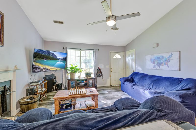 147 Chandler Dr, Ladson, SC 29456