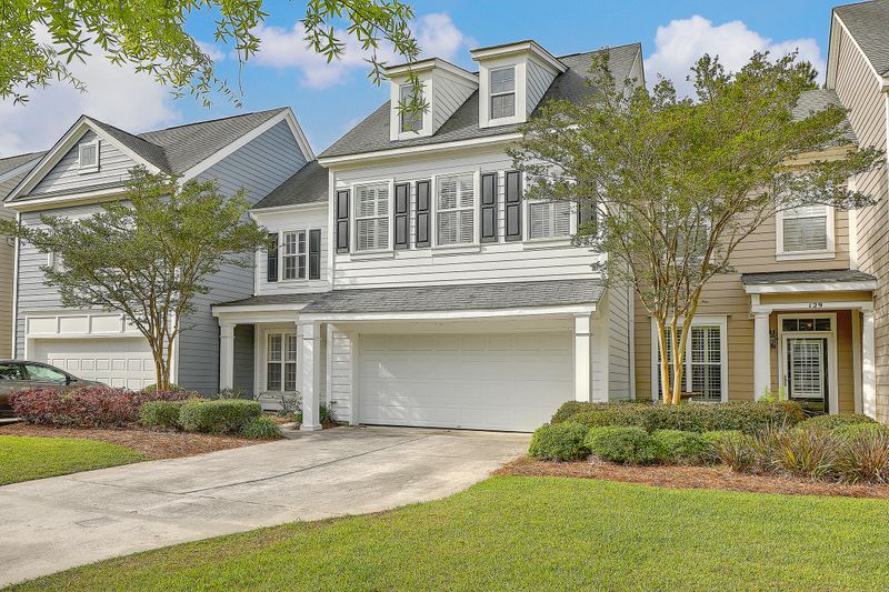 125 Fresh Meadow Ln, Mount Pleasant, SC 29466