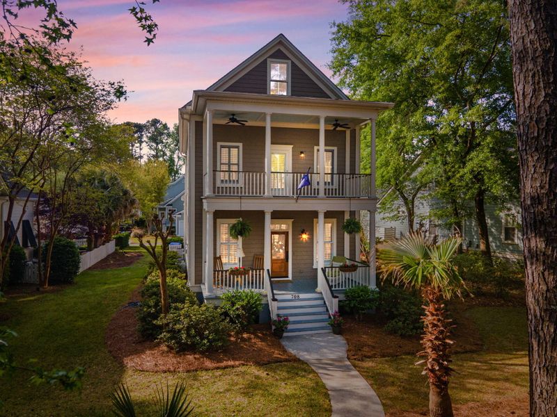 708 Hibbens Grant Blvd, Mount Pleasant, SC 29464