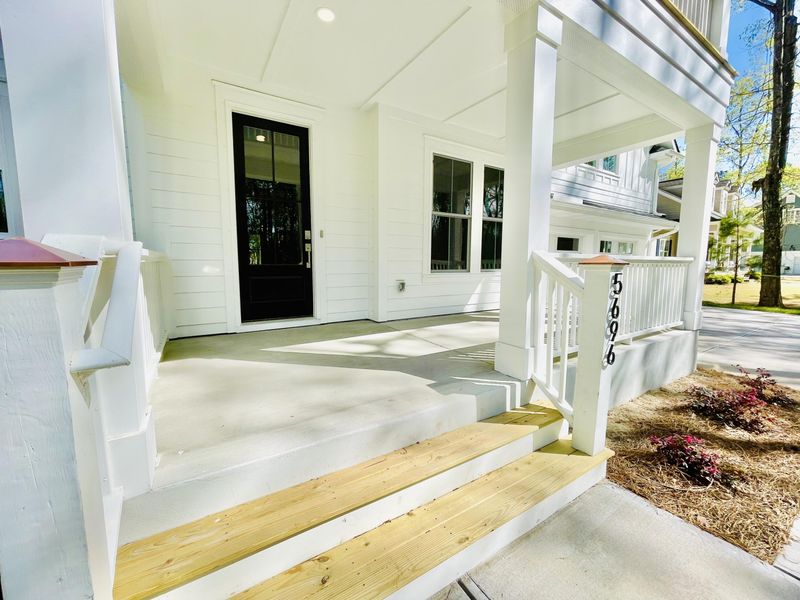 5696 Barbary Coast Rd, Hollywood, SC 29449