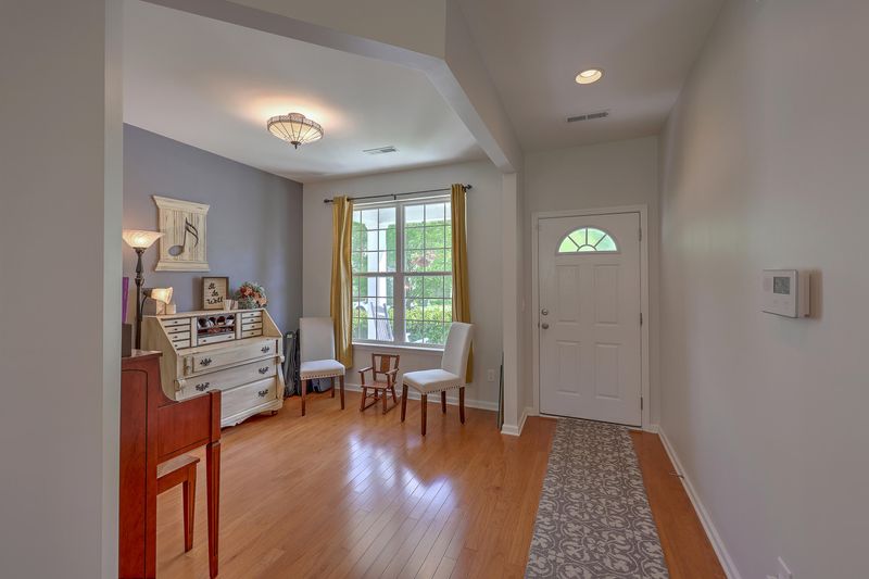2962 Newport Pl, North Charleston, SC 29420