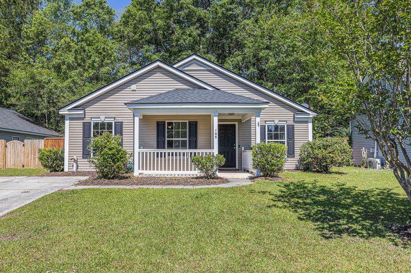 105 Walnut Creek Rd, Summerville, SC 29483