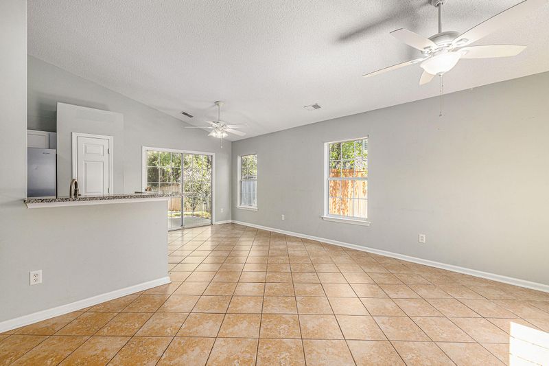 105 Walnut Creek Rd, Summerville, SC 29483