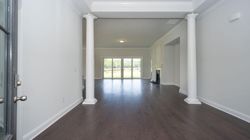 546 Misty Bluff Cir, Huger, SC 29450