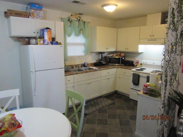 109 Shamrock Dr, Summerville, SC 29483