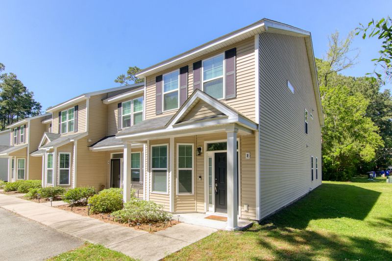 7880 Skillmaster Ct #15-E, North Charleston, SC 29418