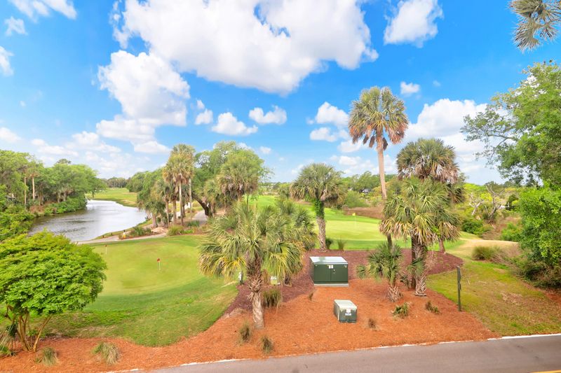 5801 Back Bay Dr, Isle Of Palms, SC 29451