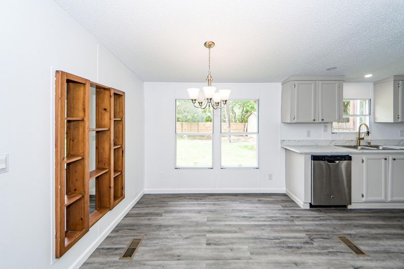115 Buddys Ln, Summerville, SC 29485